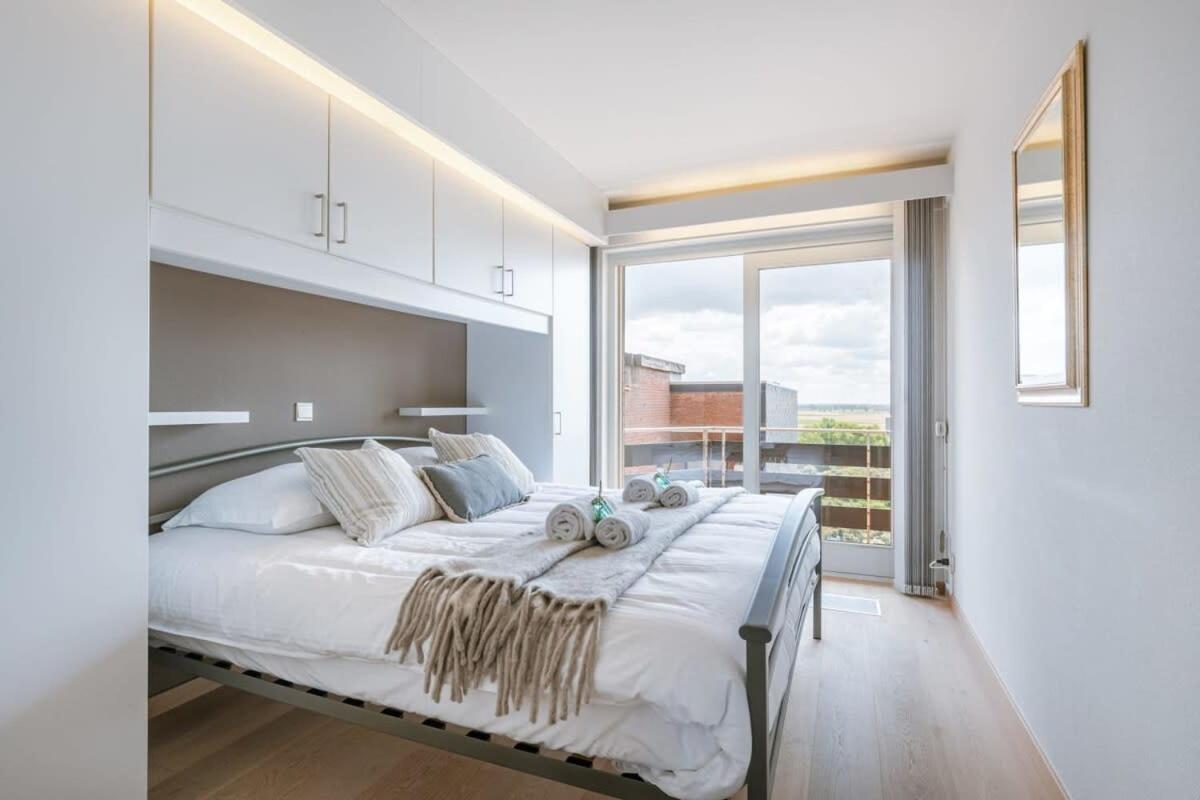 Huswell - Apartment With Stunning Sea View In ميدل كيرك المظهر الخارجي الصورة