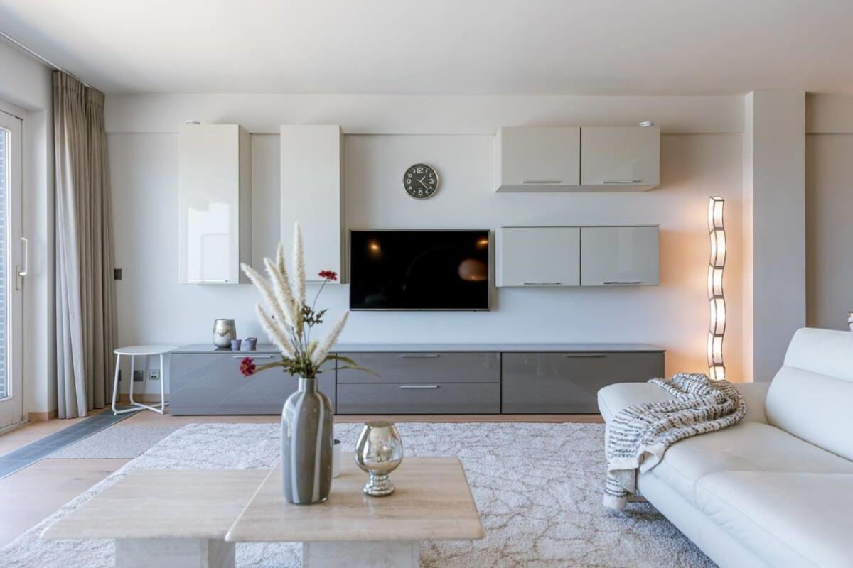 Huswell - Apartment With Stunning Sea View In ميدل كيرك المظهر الخارجي الصورة